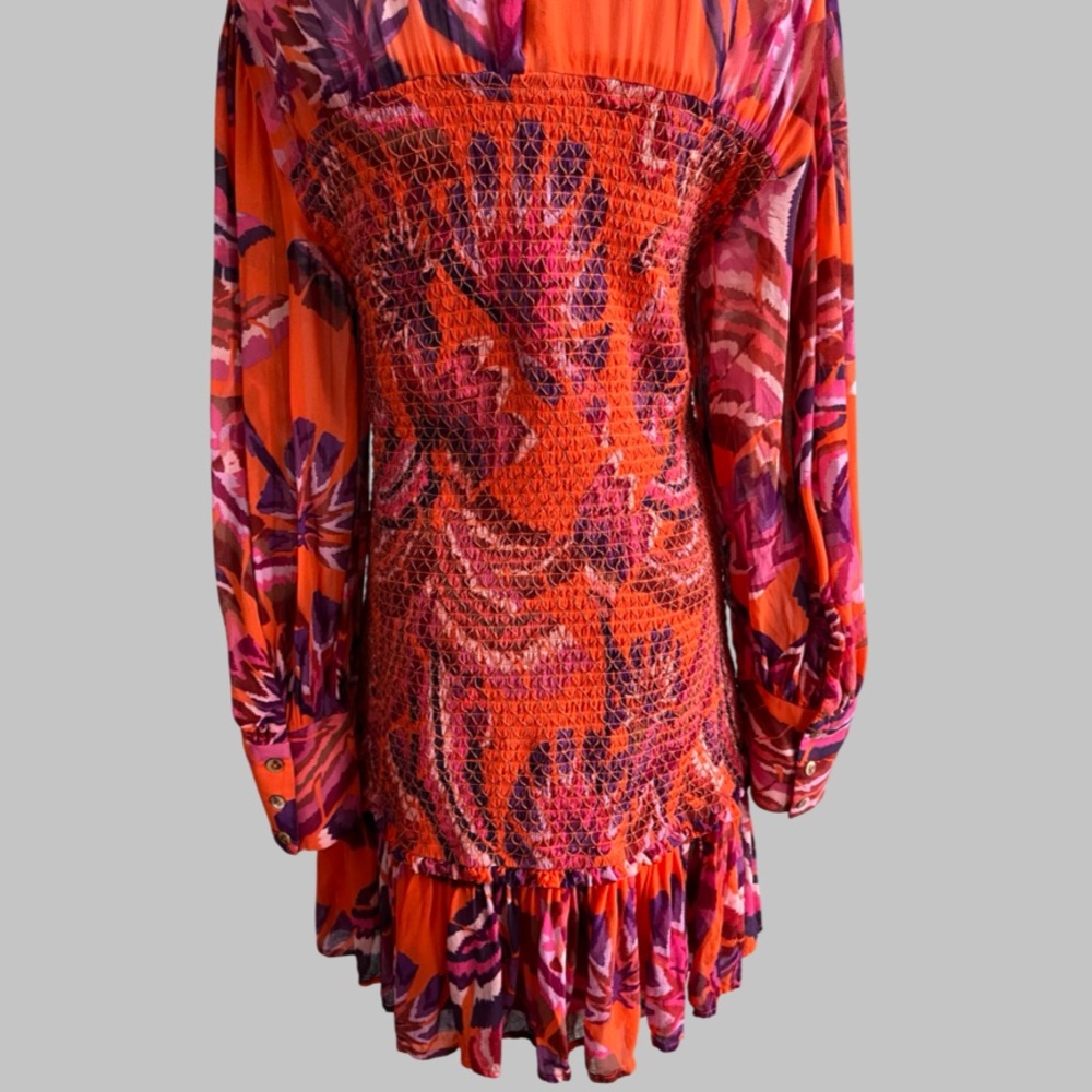 Farm Rio Chevron Forest Orange Mini
Dress Size M - Picture 6 of 13